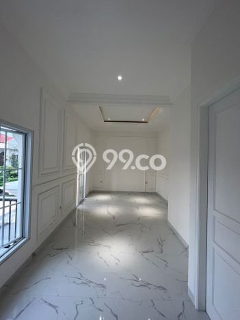 Dijual Rumah Mewah Elegan Dengan View Eksklusif di Joglo, Jakarta Barat Dijual Rumah Mewah Elegan Dengan View Eksklusif di Joglo, Jakarta Barat