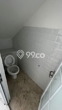 Kesempatan Memiliki Rumah LT 85m² / LB 97m² di Lokasi Strategis Green Lake City, Jakarta Barat Kesempatan Memiliki Rumah LT 85m² / LB 97m² di Lokasi Strategis Green Lake City, Jakarta Barat