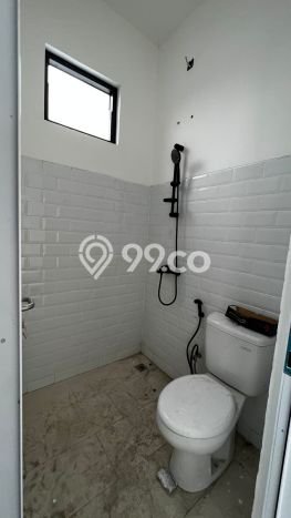 Kesempatan Memiliki Rumah LT 85m² / LB 97m² di Lokasi Strategis Green Lake City, Jakarta Barat Kesempatan Memiliki Rumah LT 85m² / LB 97m² di Lokasi Strategis Green Lake City, Jakarta Barat