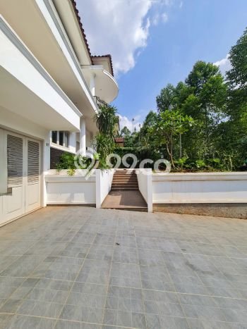 Jual Rumah Luas Elegan Dengan View Eksklusif di Lebak Bulus, Jakarta Selatan Jual Rumah Luas Elegan Dengan View Eksklusif di Lebak Bulus, Jakarta Selatan