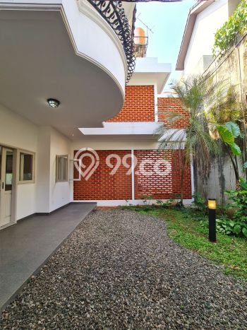 Jual Rumah Luas Elegan Dengan View Eksklusif di Lebak Bulus, Jakarta Selatan Jual Rumah Luas Elegan Dengan View Eksklusif di Lebak Bulus, Jakarta Selatan