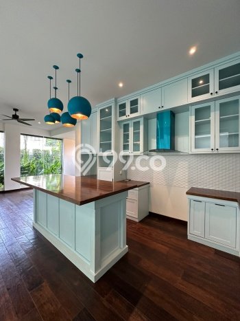 For Sale! Premium House LT 210m2 Desain Modern di Pejaten For Sale! Premium House LT 210m2 Desain Modern di Pejaten