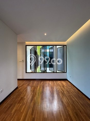 For Sale! Premium House LT 210m2 Desain Modern di Pejaten For Sale! Premium House LT 210m2 Desain Modern di Pejaten
