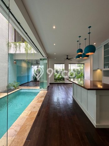 For Sale! Premium House LT 210m2 Desain Modern di Pejaten For Sale! Premium House LT 210m2 Desain Modern di Pejaten