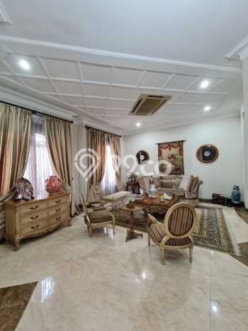 For Sale! Luxury House LT 1300m2 Desain Elegan di Pondok Indah For Sale! Luxury House LT 1300m2 Desain Elegan di Pondok Indah