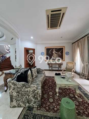For Sale! Luxury House LT 1300m2 Desain Elegan di Pondok Indah For Sale! Luxury House LT 1300m2 Desain Elegan di Pondok Indah