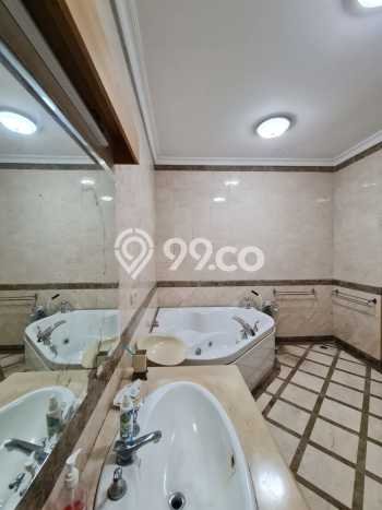 For Sale! Luxury House LT 1300m2 Desain Elegan di Pondok Indah For Sale! Luxury House LT 1300m2 Desain Elegan di Pondok Indah