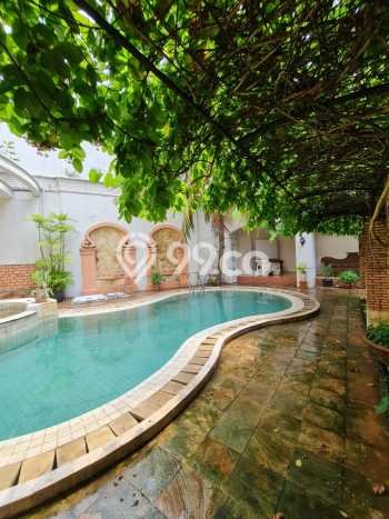 For Sale! Luxury House LT 1300m2 Desain Elegan di Pondok Indah For Sale! Luxury House LT 1300m2 Desain Elegan di Pondok Indah
