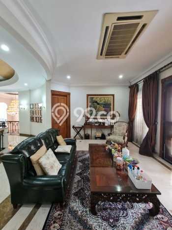 For Sale! Luxury House LT 1300m2 Desain Elegan di Pondok Indah For Sale! Luxury House LT 1300m2 Desain Elegan di Pondok Indah