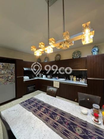 Dijual Hunian Mewah dengan Fasilitas Sekitar Lengkap di Kebayoran Lama, Jakarta Selatan Dijual Hunian Mewah dengan Fasilitas Sekitar Lengkap di Kebayoran Lama, Jakarta Selatan