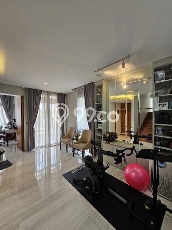 Dijual Rumah Luas Elegan Dengan View Eksklusif di Veteran, Jakarta Selatan Dijual Rumah Luas Elegan Dengan View Eksklusif di Veteran, Jakarta Selatan