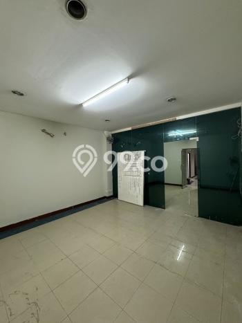 Dijual! Ruko di Radio Dalam Jakarta Selatan LT 104m2 / LB 350m2 Kawasan Strategis Dijual! Ruko di Radio Dalam Jakarta Selatan LT 104m2 / LB 350m2 Kawasan Strategis