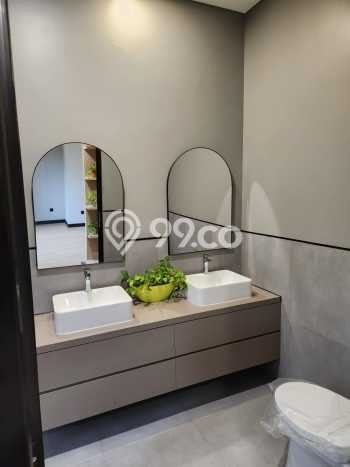 Dijual Rumah Mewah Elegan Dengan View Eksklusif di BSD, Tangerang Dijual Rumah Mewah Elegan Dengan View Eksklusif di BSD, Tangerang
