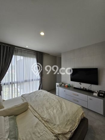 Dijual Rumah Luas Elegan Dengan View Eksklusif di Veteran, Jakarta Selatan Dijual Rumah Luas Elegan Dengan View Eksklusif di Veteran, Jakarta Selatan