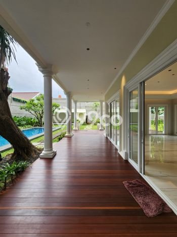 Hunian Mewah Siap Huni LT 983m2 di Kebayoran Baru, Jakarta Selatan Hunian Mewah Siap Huni LT 983m2 di Kebayoran Baru, Jakarta Selatan
