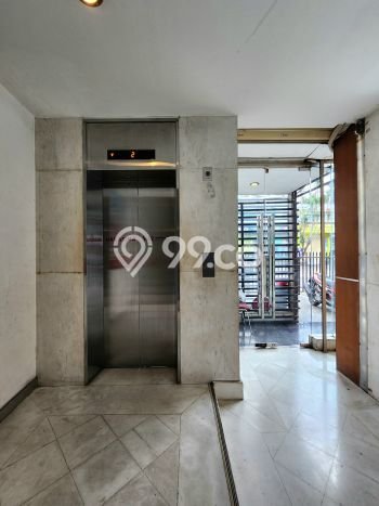 Unit Kantor Dijual di Kebayoran Baru Jakarta Selatan Luas Bangunan 1500m2 Unit Kantor Dijual di Kebayoran Baru Jakarta Selatan Luas Bangunan 1500m2