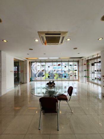 Unit Kantor Dijual di Kebayoran Baru Jakarta Selatan Luas Bangunan 1500m2 Unit Kantor Dijual di Kebayoran Baru Jakarta Selatan Luas Bangunan 1500m2