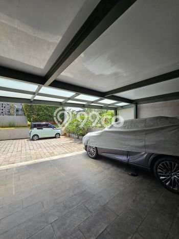 Dijual Rumah Luas Elegan Dengan View Eksklusif di Veteran, Jakarta Selatan Dijual Rumah Luas Elegan Dengan View Eksklusif di Veteran, Jakarta Selatan
