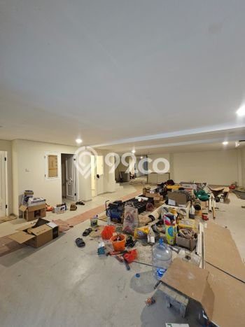 Siap Huni Hunian Elit 4 Kamar di Cilandak Dekat ke Mana Pun Siap Huni Hunian Elit 4 Kamar di Cilandak Dekat ke Mana Pun