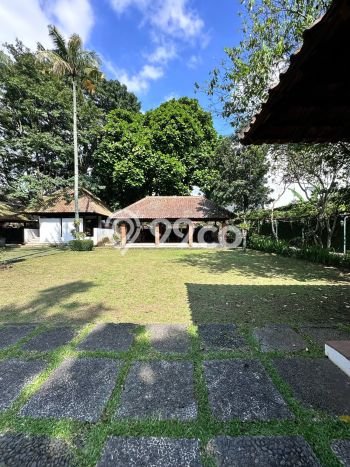 Hotel di Coblong, Luas 4352m2m², Lokasi Berkembang Hotel di Coblong, Luas 4352m2m², Lokasi Berkembang