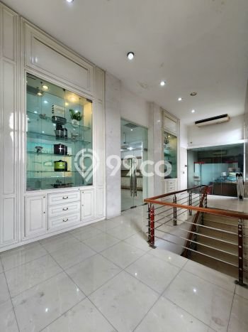 Unit Kantor Dijual di Kebayoran Baru Jakarta Selatan Luas Bangunan 1500m2 Unit Kantor Dijual di Kebayoran Baru Jakarta Selatan Luas Bangunan 1500m2