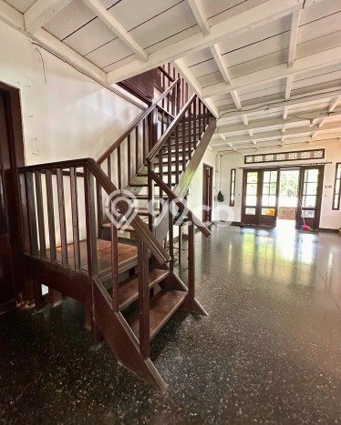Best Deal Hunian Mewah Ideal dan Luas di Menteng, Jakarta Pusat Best Deal Hunian Mewah Ideal dan Luas di Menteng, Jakarta Pusat