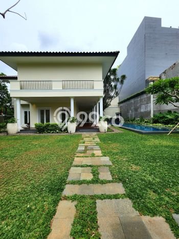 Hunian Mewah Siap Huni LT 983m2 di Kebayoran Baru, Jakarta Selatan Hunian Mewah Siap Huni LT 983m2 di Kebayoran Baru, Jakarta Selatan