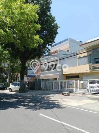 Dijual! Ruko di Sumurbandung Bandung LT 136m2 / LB 136m2 Kawasan Strategis Dijual! Ruko di Sumurbandung Bandung LT 136m2 / LB 136m2 Kawasan Strategis