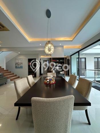 Ready to Use! Luxury House LT 364m2 Desain Modern di Mega Kuningan Ready to Use! Luxury House LT 364m2 Desain Modern di Mega Kuningan