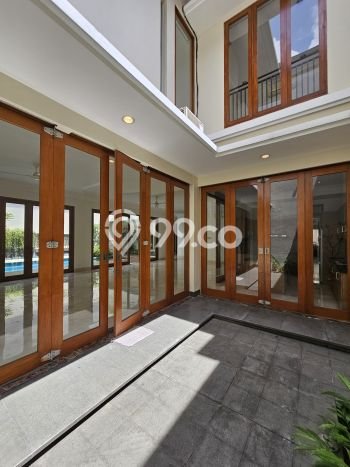 Jual Rumah Luas Elegan Dengan View Eksklusif di Cipete, Jakarta Selatan Jual Rumah Luas Elegan Dengan View Eksklusif di Cipete, Jakarta Selatan