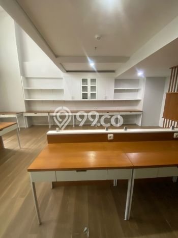 Unit Kantor disewakan di Pancoran Jakarta Selatan dengan LT 201m2 / LB 201m2 Unit Kantor disewakan di Pancoran Jakarta Selatan dengan LT 201m2 / LB 201m2