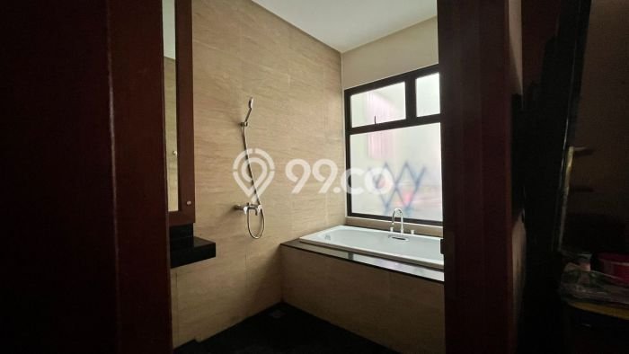 Vila Kawasan Ciawi, Luas 260m2m², Dekat ke Fasilitas Umum Vila Kawasan Ciawi, Luas 260m2m², Dekat ke Fasilitas Umum