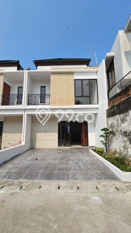 Rumah Minimalis 3 KT di Cibubur Jakarta Timur Unfurnished Rumah Minimalis 3 KT di Cibubur Jakarta Timur Unfurnished