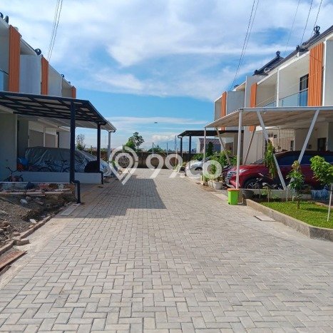 Hunian Cantik Modern Lb 60m2 di Pamulang, Tangerang Selatan Hunian Cantik Modern Lb 60m2 di Pamulang, Tangerang Selatan