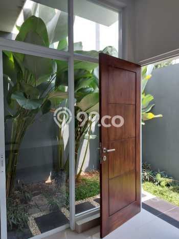 For Sale Hunian Rumah Nyaman 3 KT di Cibubur, Jakarta Timur For Sale Hunian Rumah Nyaman 3 KT di Cibubur, Jakarta Timur