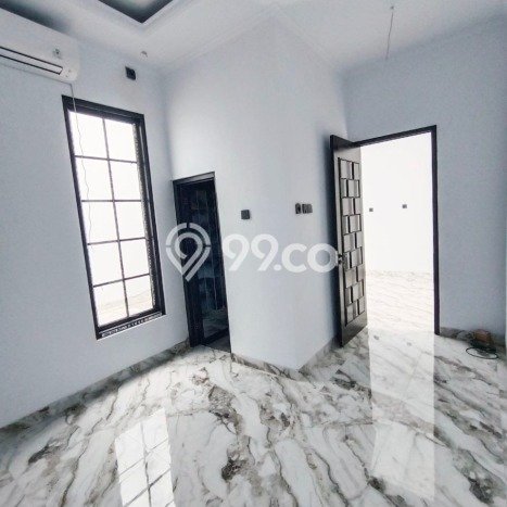 Jual Rumah Eksklusif 3 KT di Cibubur, Jakarta Timur Jual Rumah Eksklusif 3 KT di Cibubur, Jakarta Timur