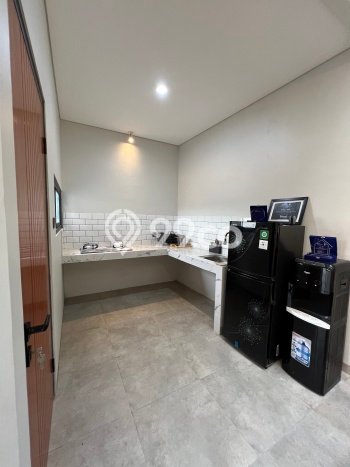 Rumah Modern Minimalis 3 KT Bisa Langsung Pindah di Cinere Rumah Modern Minimalis 3 KT Bisa Langsung Pindah di Cinere