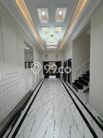 Rumah Strategis Modern Lb 170m2 di Cipayung, Depok Rumah Strategis Modern Lb 170m2 di Cipayung, Depok