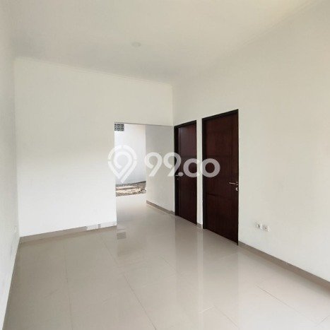Rumah Modern Cantik 2 KT Siap Huni di Cimanggis Rumah Modern Cantik 2 KT Siap Huni di Cimanggis