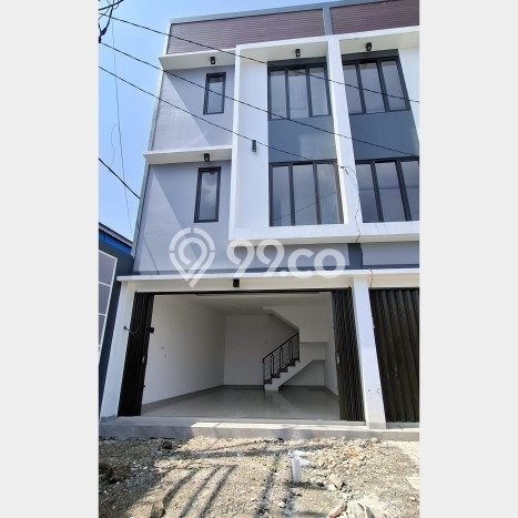 Ruko Bagus LT 53m2 LB 83m2 Dijual di Cimanggis Depok Ruko Bagus LT 53m2 LB 83m2 Dijual di Cimanggis Depok