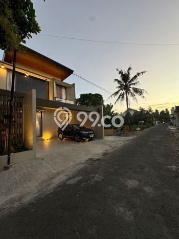 Rumah Luas Asri 4 KT Siap Pakai di Maguwoharjo Yogyakarta Rumah Luas Asri 4 KT Siap Pakai di Maguwoharjo Yogyakarta