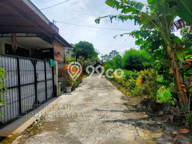 For Sale Rumah 6 Kamar Lokasi Strategis Bagus dan Strategis di Ngemplak For Sale Rumah 6 Kamar Lokasi Strategis Bagus dan Strategis di Ngemplak