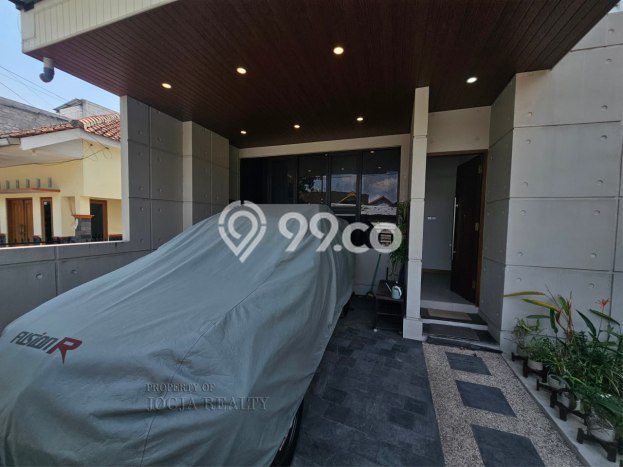 HARGA SPECIAL! Rumah Asri di Kotagede, Yogyakarta, LT 112m2m² Bangunan 152m2m² Bisa Nego! HARGA SPECIAL! Rumah Asri di Kotagede, Yogyakarta, LT 112m2m² Bangunan 152m2m² Bisa Nego!