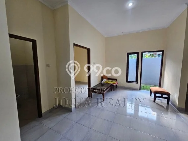 Rumah Strategis Modern Lb 55m2 di Umbulharjo, Yogyakarta Rumah Strategis Modern Lb 55m2 di Umbulharjo, Yogyakarta