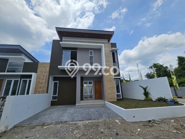 Rumah Strategis Modern Lb 95m2 di Ngaglik, Sleman Rumah Strategis Modern Lb 95m2 di Ngaglik, Sleman