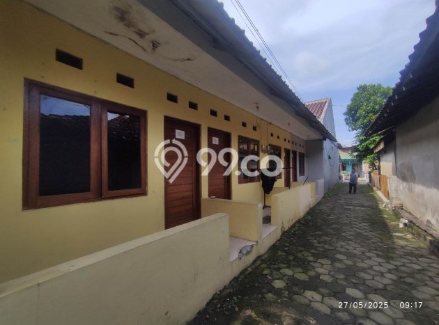 Dijual Cepat Rumah Bagus Siap Huni LB 186m2 di Gamping, Sleman Dijual Cepat Rumah Bagus Siap Huni LB 186m2 di Gamping, Sleman