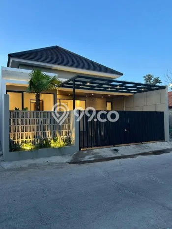 Rumah Minimalis 4 Kamar LT 182m2 di Purwomartani Rumah Minimalis 4 Kamar LT 182m2 di Purwomartani