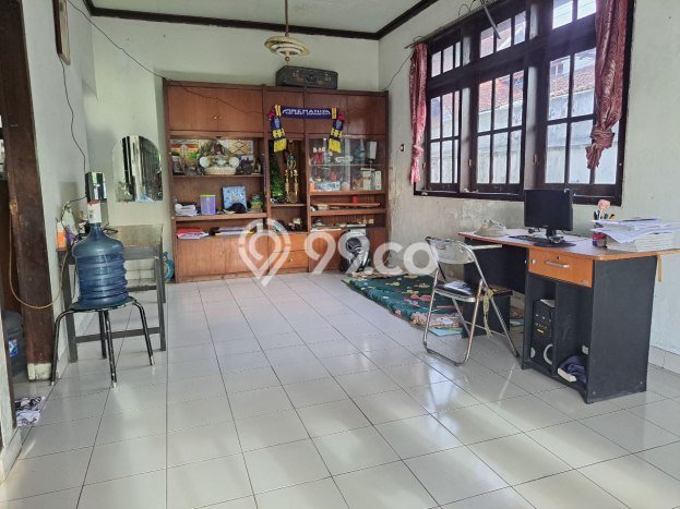Unit Kost Dijual di Banguntapan dengan 12 Kamar Tidur & Luas Bangunan 340m2 Unit Kost Dijual di Banguntapan dengan 12 Kamar Tidur & Luas Bangunan 340m2