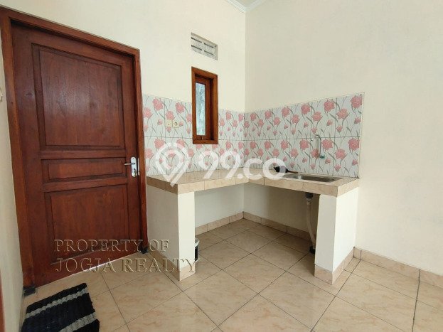 Jual Rumah Harga Miring Kalasan Punya 2 Kamar & LT 107m2 Jual Rumah Harga Miring Kalasan Punya 2 Kamar & LT 107m2