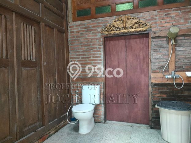 For Sale! Vila di Cangkringan, Ukuran 2050m2m², Dekat ke Pusat Kota For Sale! Vila di Cangkringan, Ukuran 2050m2m², Dekat ke Pusat Kota